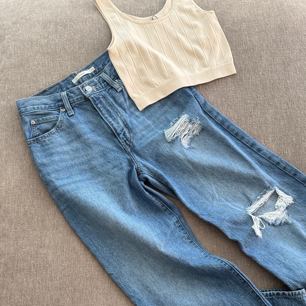 Blue Distressed Women Jeans
